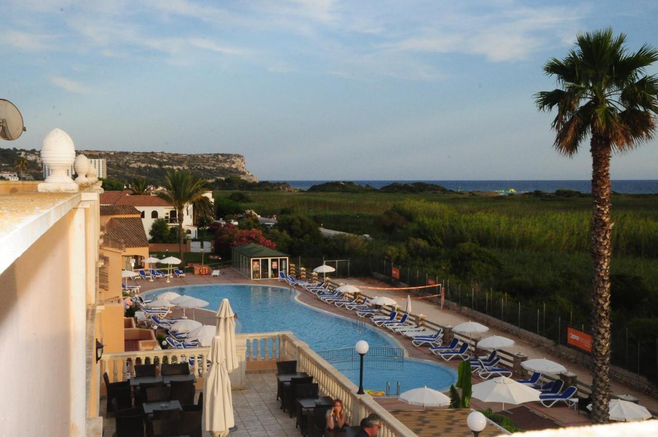Arenas De Son Bou Hotel Екстериор снимка