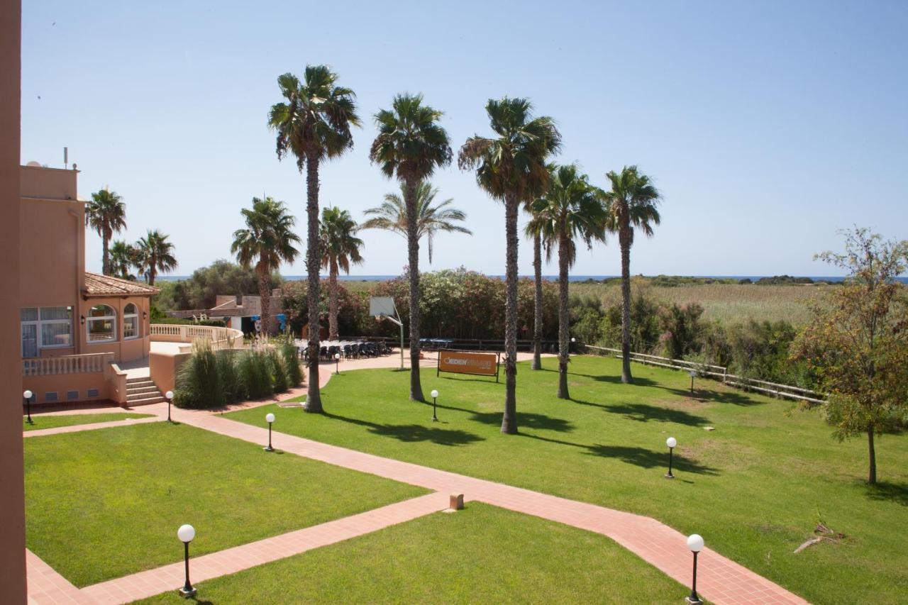 Arenas De Son Bou Hotel Екстериор снимка