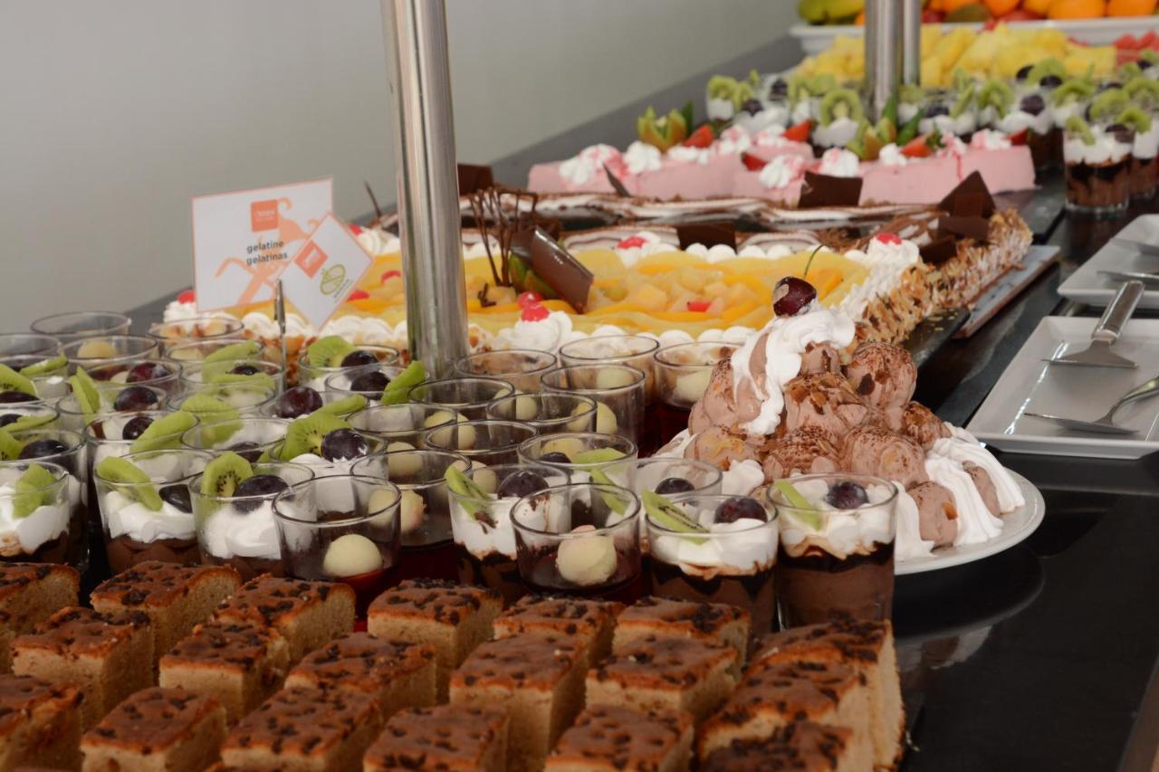 Arenas De Son Bou Hotel Екстериор снимка
