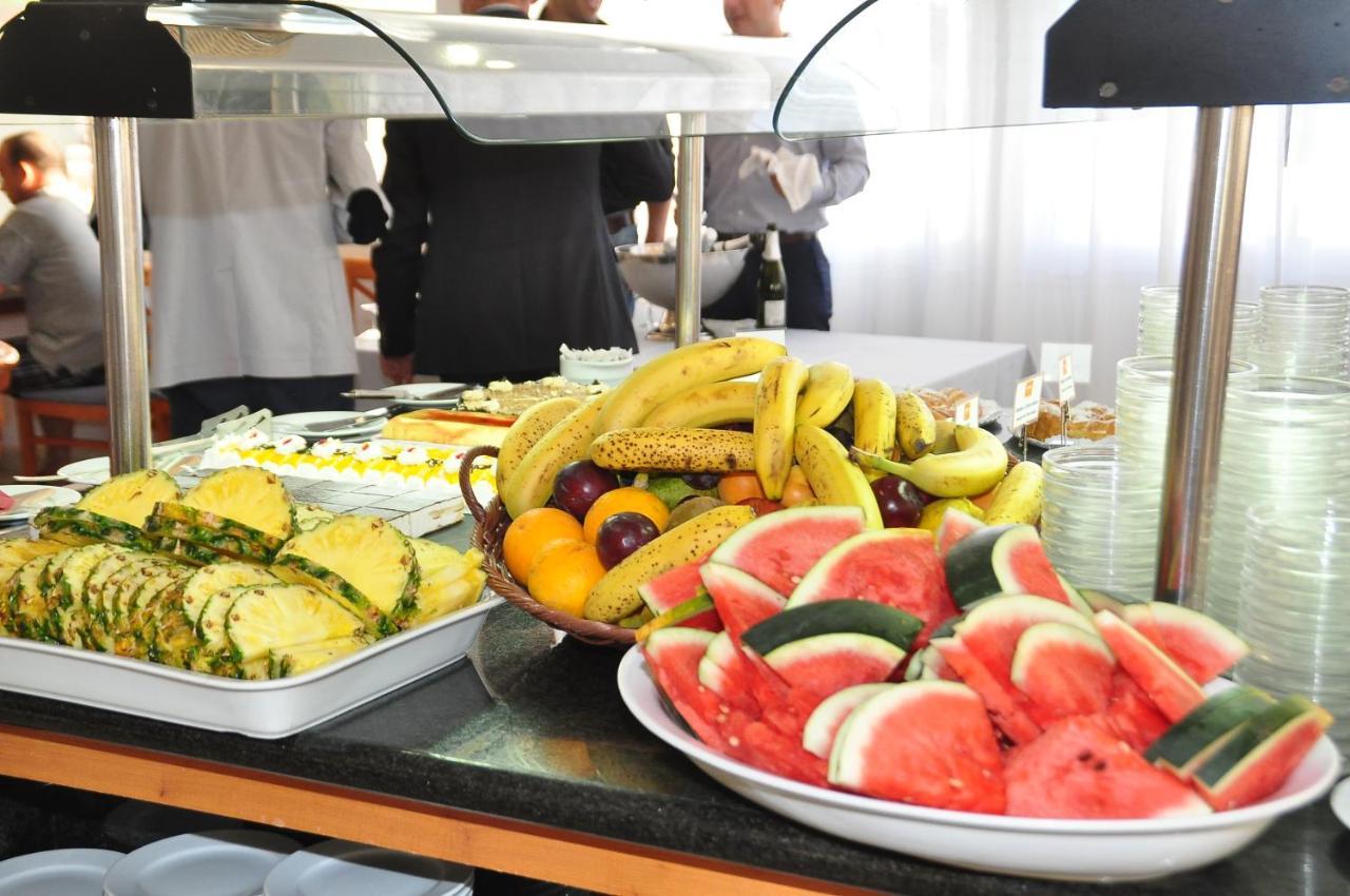 Arenas De Son Bou Hotel Екстериор снимка